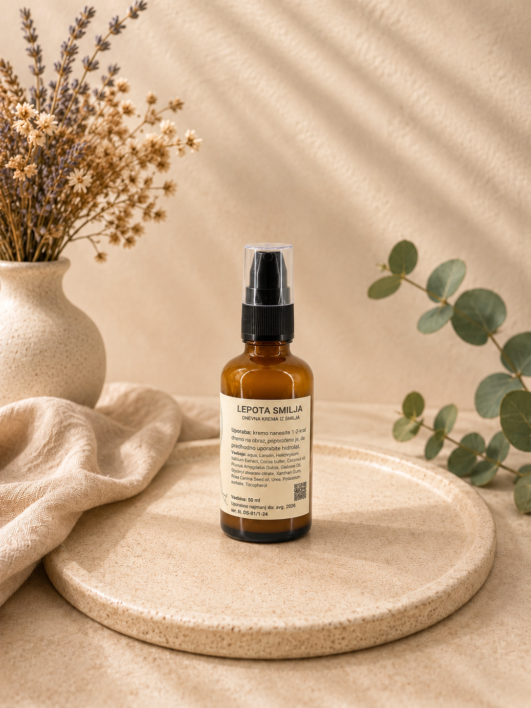 THE BEAUTY OF IMMORTELLE